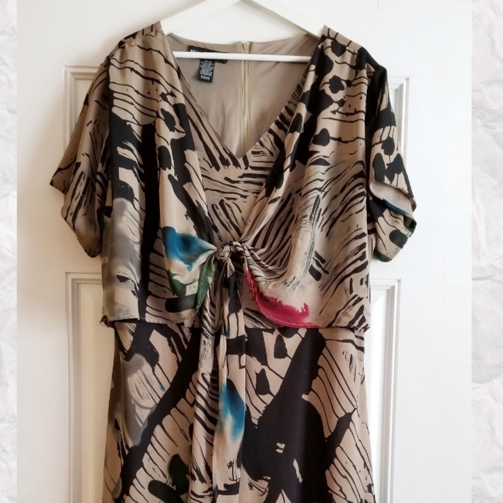 💎 Mlle Gabrielle short sleeves multicolored dress. Size 24